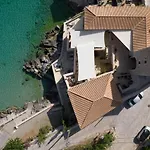 Hotel Pirgos Mavromichali
