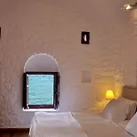 Pirgos Mavromichali Hotel