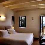 Pirgos Mavromichali Hotel 4*