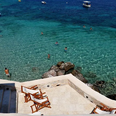 Pirgos Mavromichali 4* Limeni