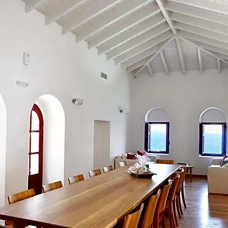 Hotel Pirgos Mavromichali 4*