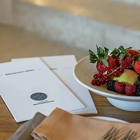 Pirgos Mavromichali Hotel 4*