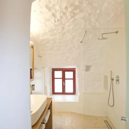 Hotel Pirgos Mavromichali 4*