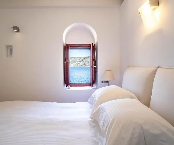 Pirgos Mavromichali Otel Liménion