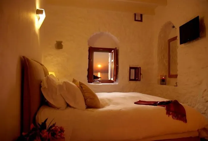 Pirgos Mavromichali 4*