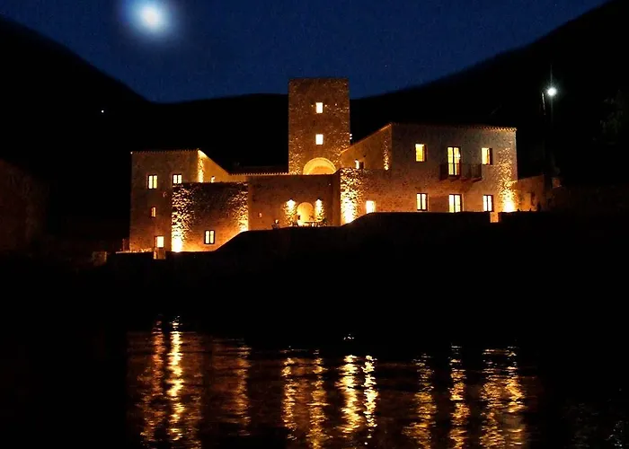 Hotel Pirgos Mavromichali 4*