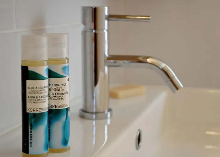 Pirgos Mavromichali Hotel 4*